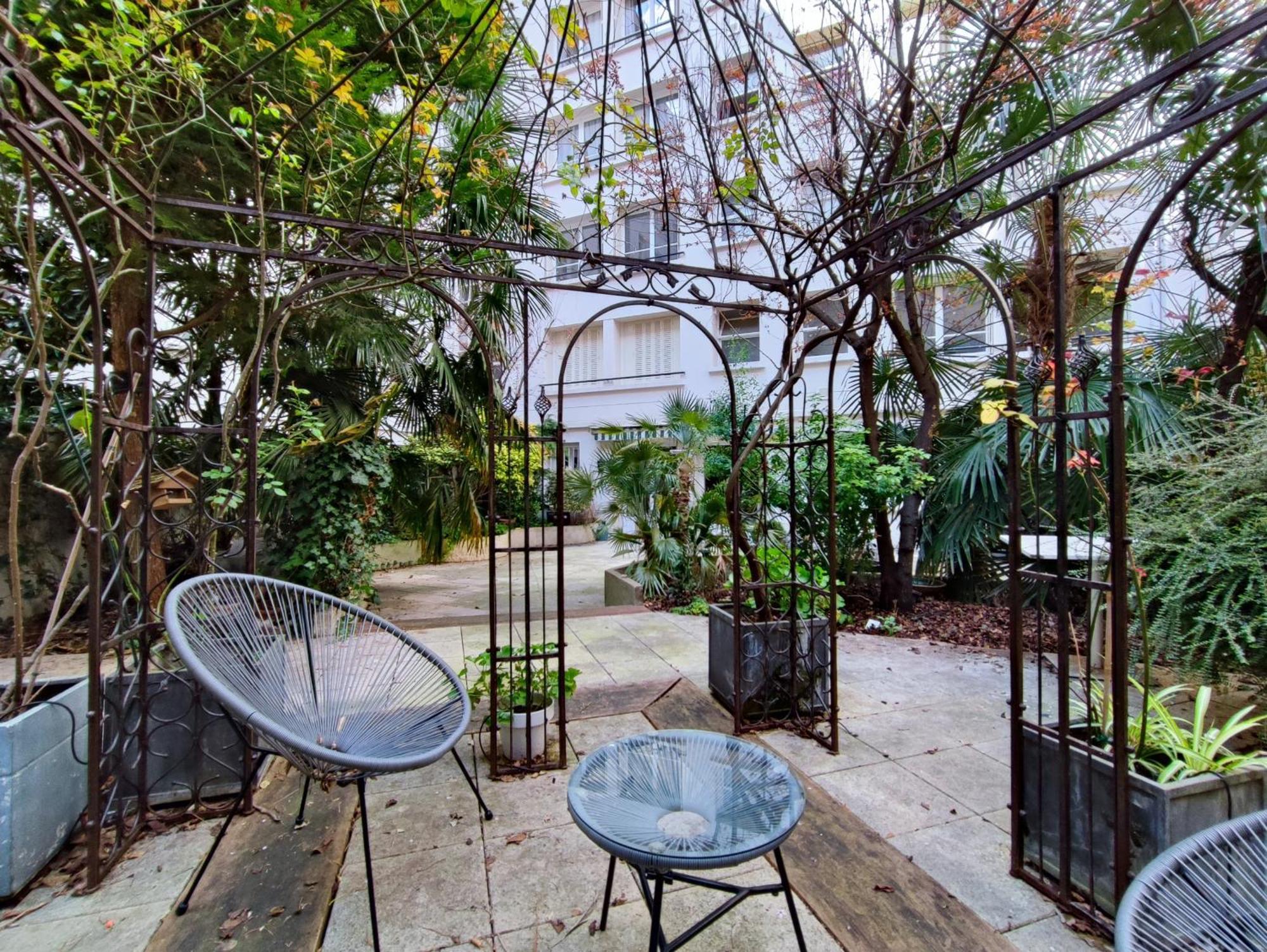 17 Ideal For Long And Easy Living Appartamento Parigi